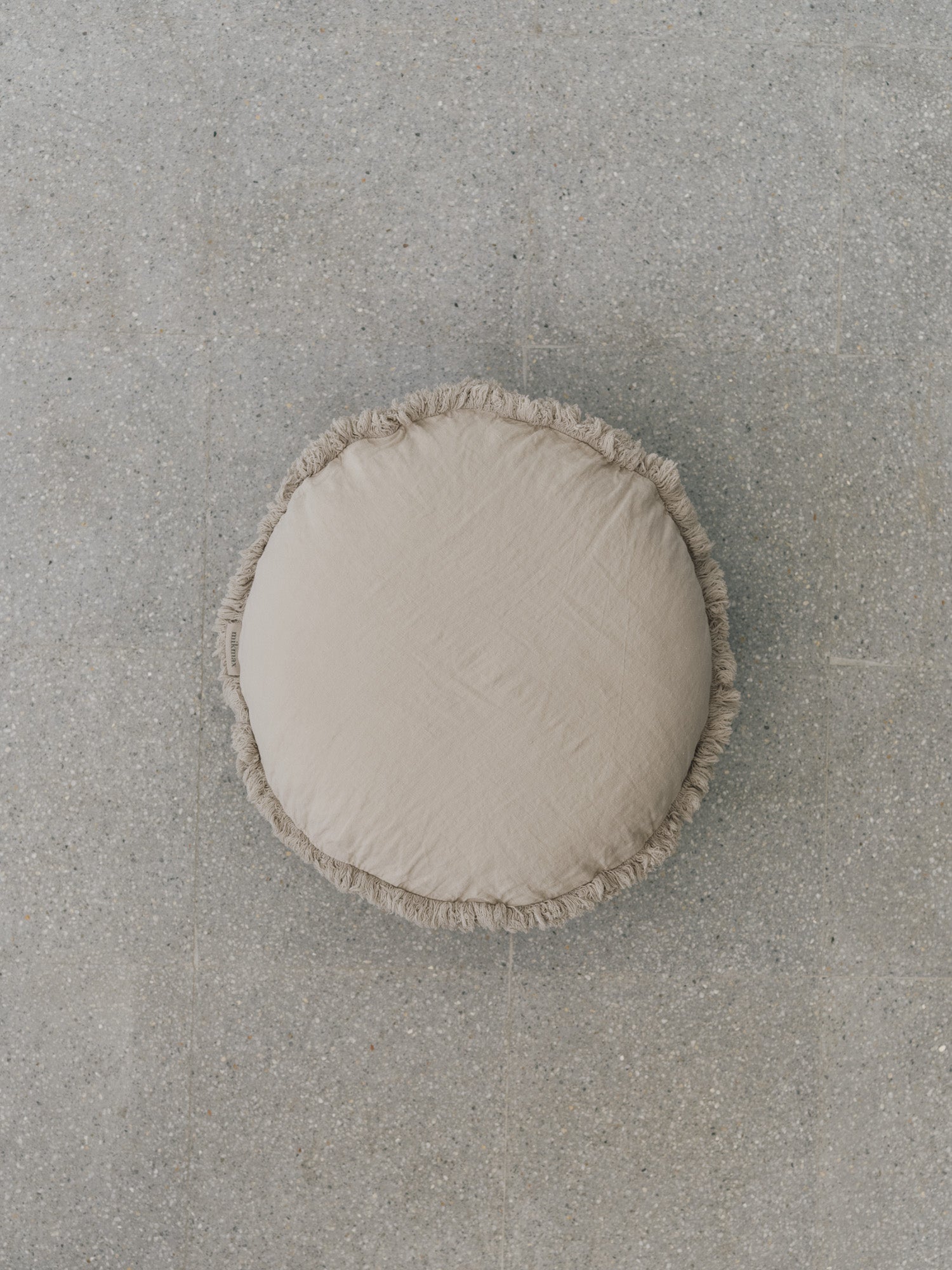 Linen Cushion Dot
